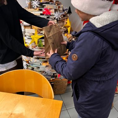 Bücherei - Nikolaus Aktion